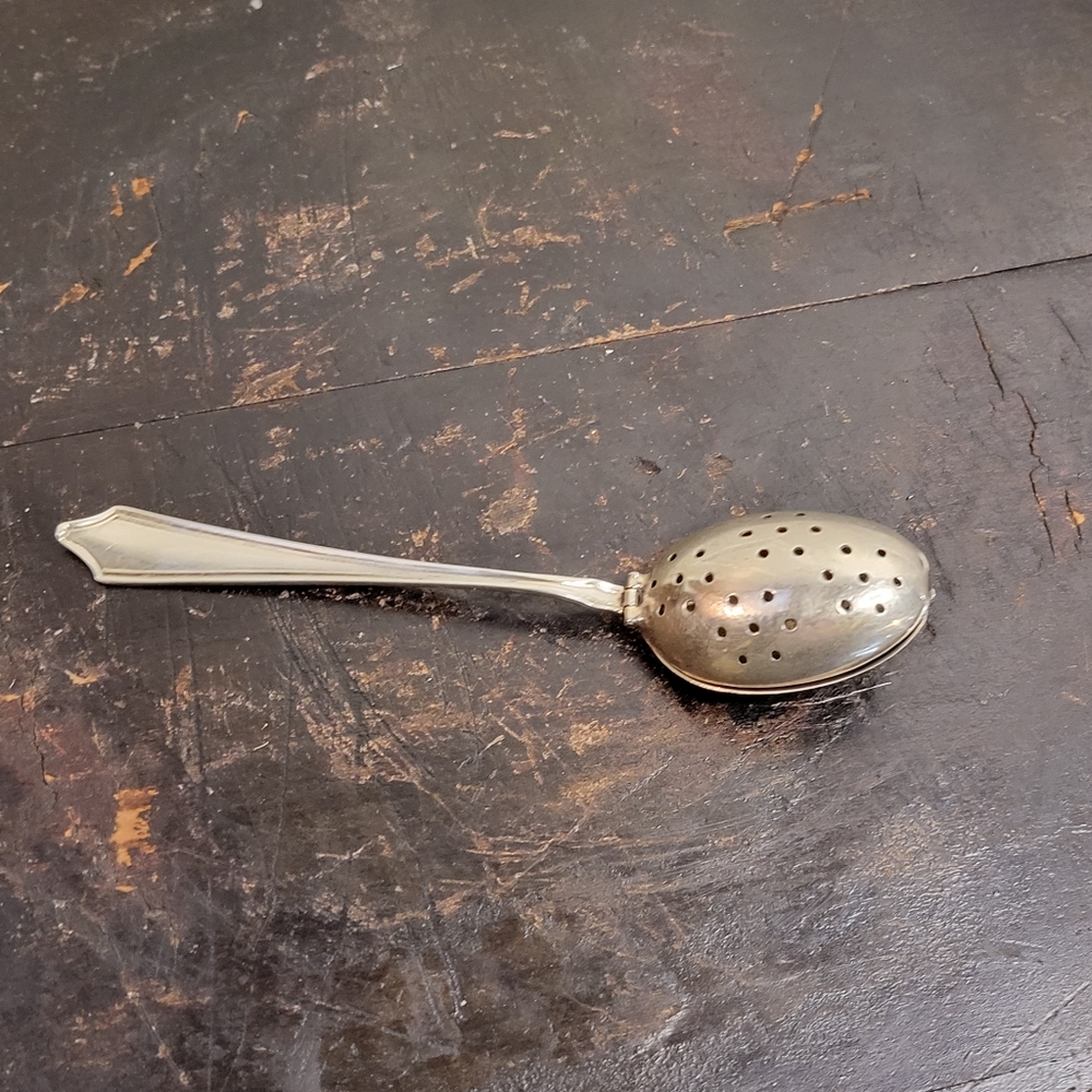 Antique Manchester Silver Co. Sterling Tea Infuser / Strainer / Steeper